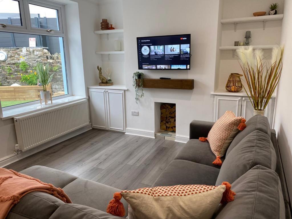 Rhondda Tunnel Cottage By Staystaycations Treorky Extérieur photo